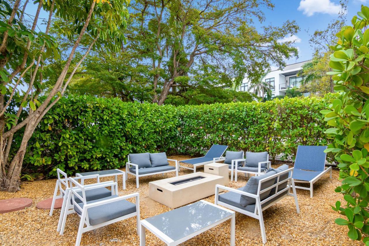 Tropical Oasis 809 Apartment North North Naples Екстериор снимка