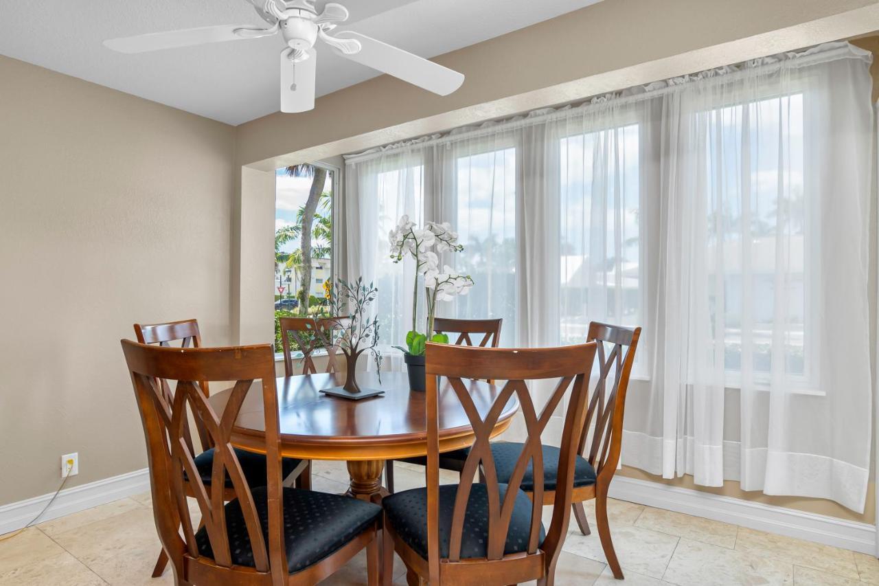 Tropical Oasis 809 Apartment North North Naples Екстериор снимка